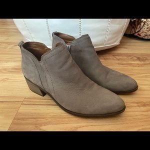 Franco Sarto ankle bootie